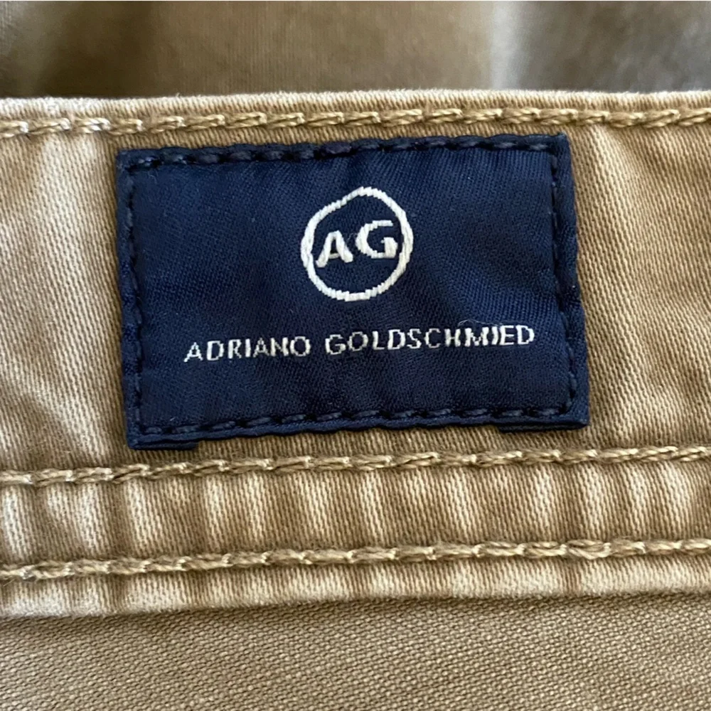 AG The Graduate Tailored Leg Pants